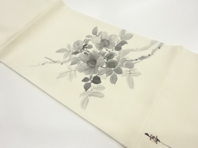 作家物　手描き花葉模様開き名古屋帯（額縁仕立て）